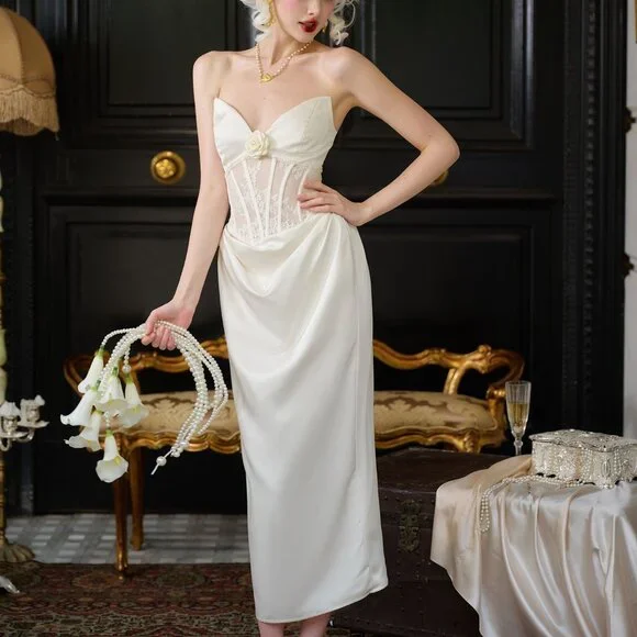 Victorian Style Strapless Corset Gown - Picture 9 of 9